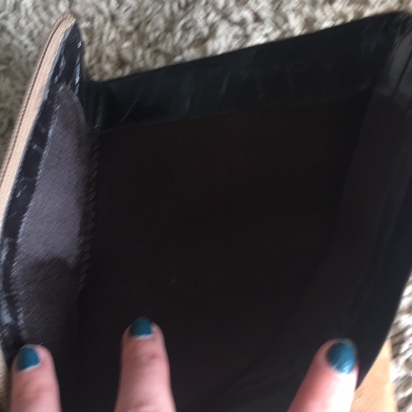 Size 71/2 high heel tan boots gently worn - Picture 2 of 8